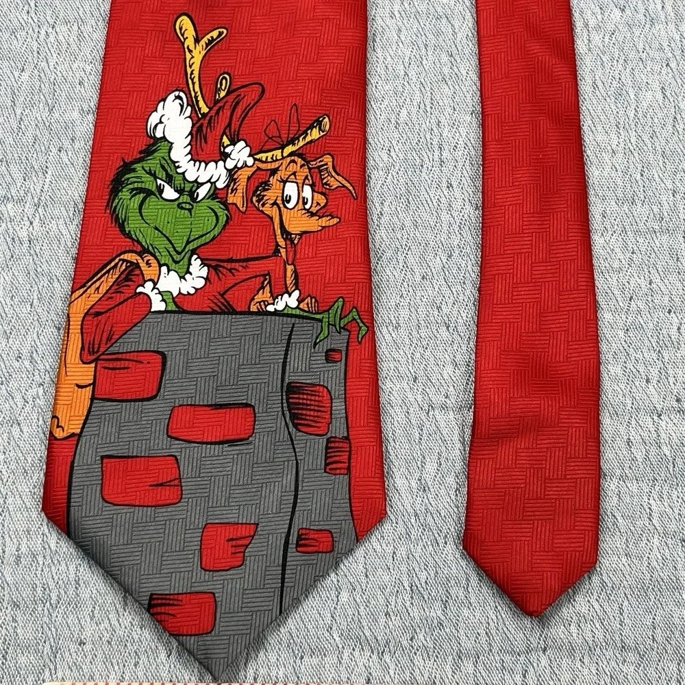 The Grinch Necktie Dr. Seuss Christmas Holiday‎ Ho Ho Ho! Novelty Tie